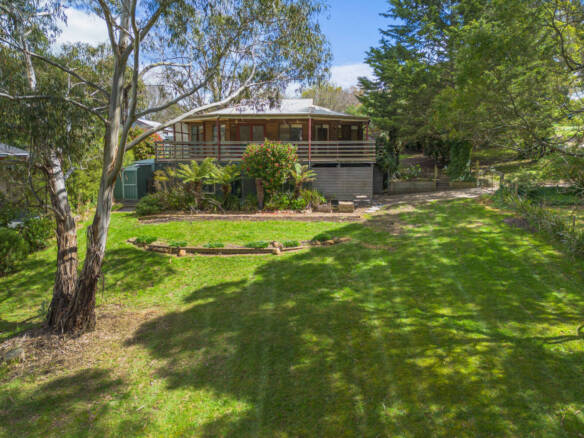 62 Railway Place Macedon